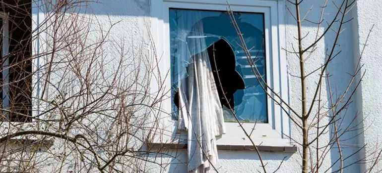 Storm Window Installation Contractors in Foster City, CA